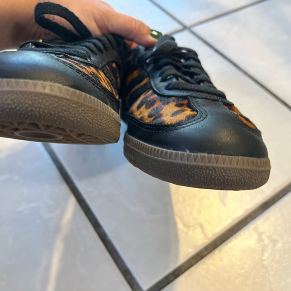 Adidas Leopard Print Sambas - Picture 12 of 16